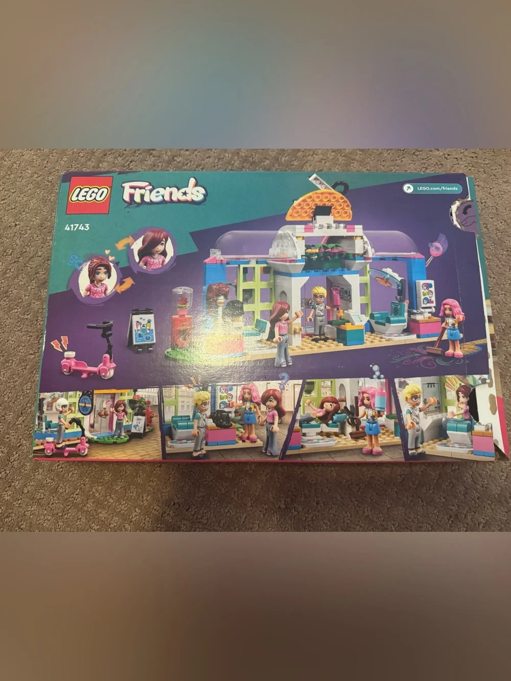 LEGO Friends Hair Salon Playset in Pink, Yellow, Blue and White